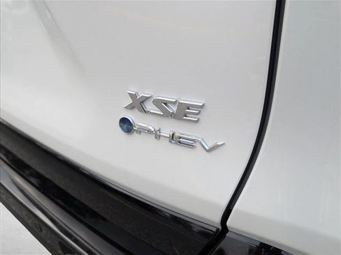 New 2025 Toyota RAV4 XSE image 6