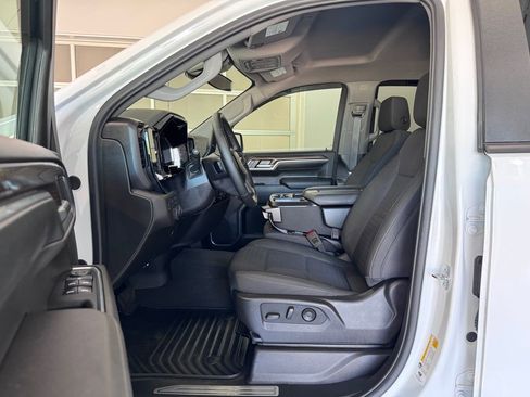 Certified 2024 Chevrolet Silverado 1500 LT image 11