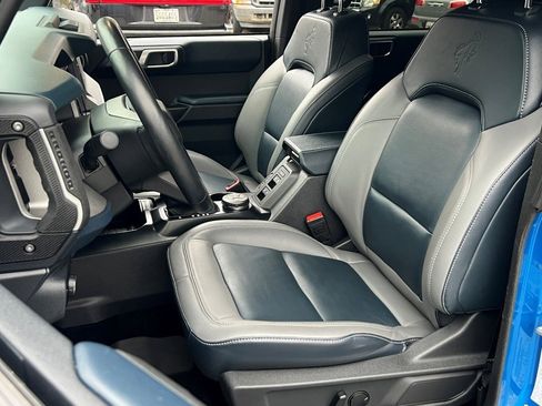 Used 2024 Ford Bronco Outer Banks image 18