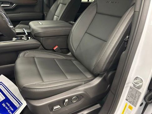 New 2026 GMC Yukon Denali AWD/4WD image 20