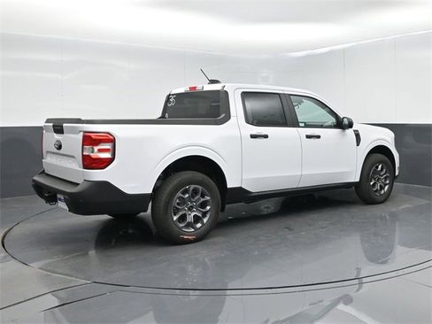 New 2026 Ford Maverick XLT w/ XLT Luxury Package image 8