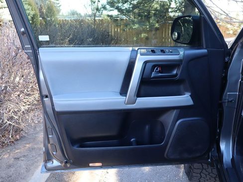 Used 2013 Toyota 4Runner 4WD image 23