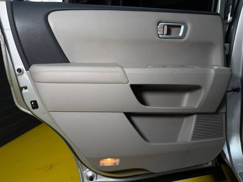 Used 2009 Honda Pilot EX-L image 17