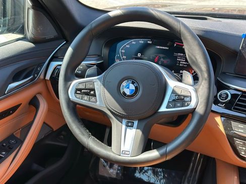 Certified 2023 BMW M550i xDrive w/ Executive Package image 11