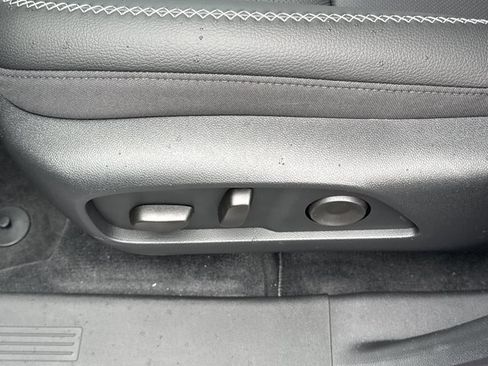 New 2026 GMC Terrain Denali AWD/4WD image 16