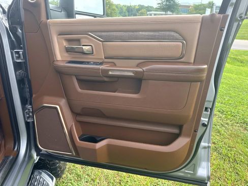 Used 2024 RAM 3500 Limited w/ Safety Group AWD/4WD image 29