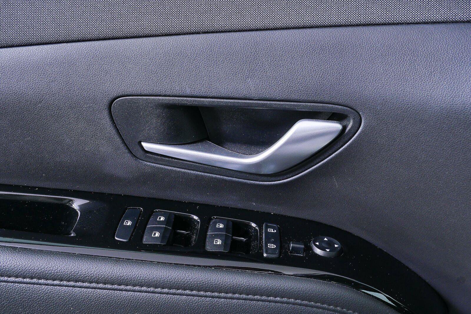 Used 2024 Hyundai Tucson Limited FWD image 6