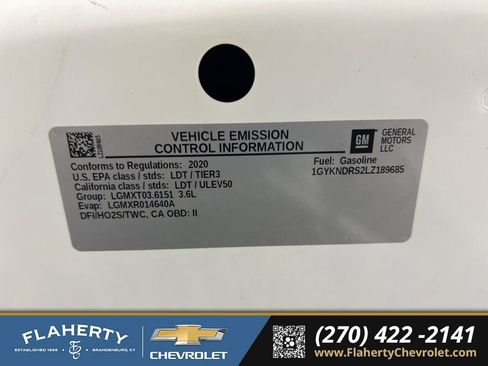 Used 2020 Cadillac XT5 Premium Luxury w/ LPO, Floor Liner Package image 17