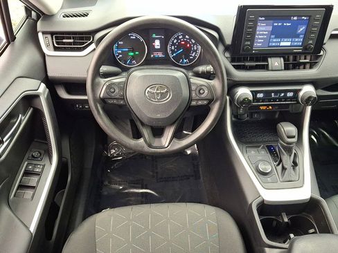 Certified 2022 Toyota RAV4 XLE image 21