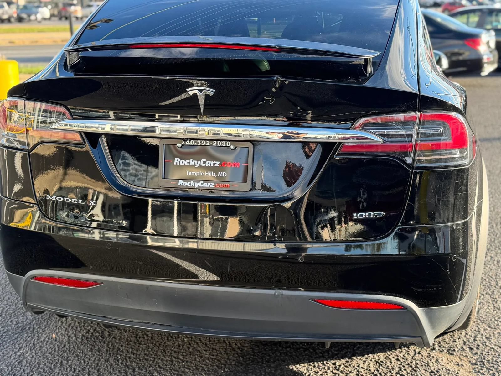 Used 2017 Tesla Model X 90D AWD/4WD image 4