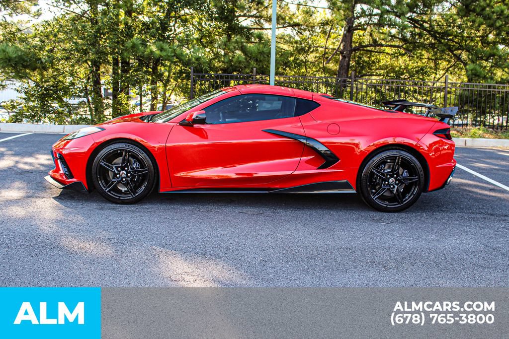Used 2020 Chevrolet Corvette Stingray Preferred Cpe w/ 2LT Preferred Equipment Group RWD image 6