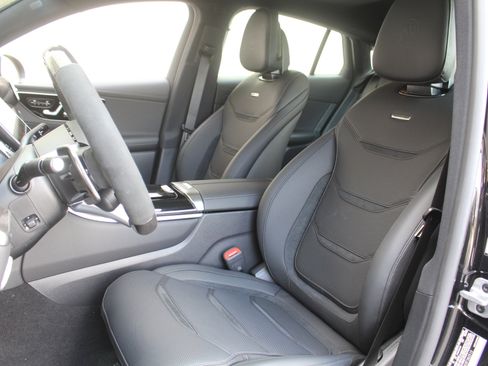 New 2025 Mercedes-Benz GLC 63 AMG S image 15