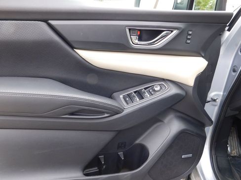 Used 2021 Subaru Ascent Limited w/ Technology Package image 17