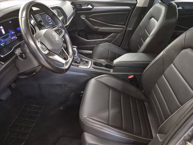 Used 2024 Volkswagen Jetta SE FWD image 15