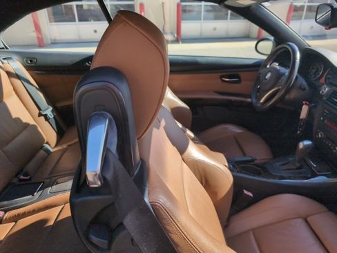 Used 2008 BMW 328i Convertible image 20
