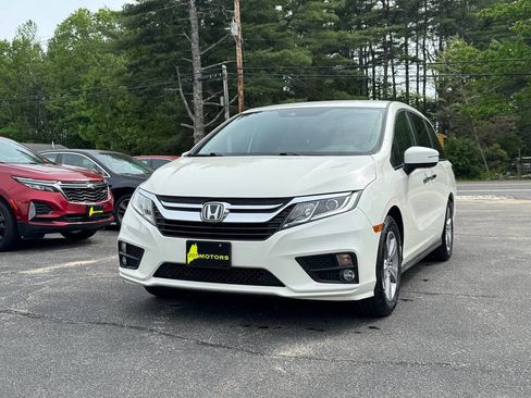 Used 2019 Honda Odyssey EX image 3