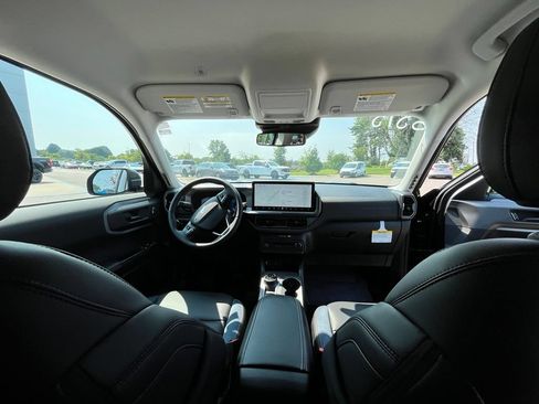 New 2026 Ford Bronco Sport Outer Banks w/ Sasquatch Outer Banks Package AWD/4WD image 13