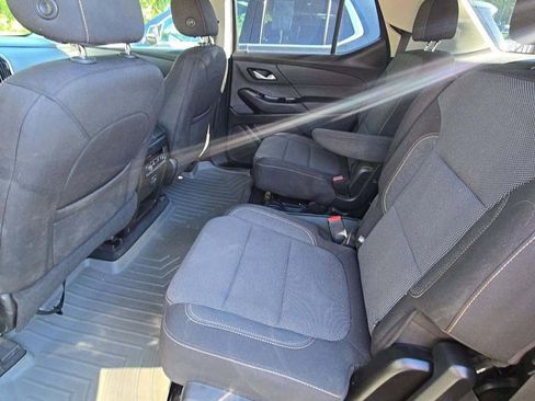 Used 2020 Chevrolet Traverse LT AWD/4WD image 5