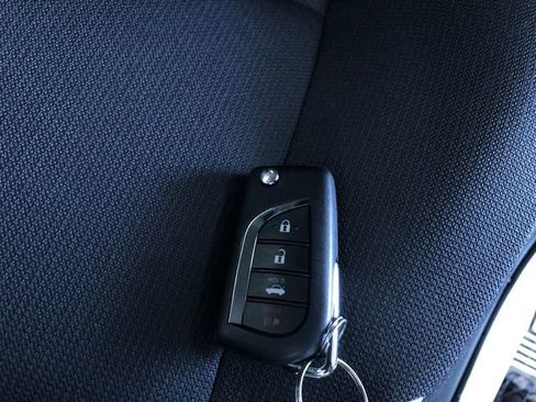 Certified 2025 Toyota Corolla LE image 31