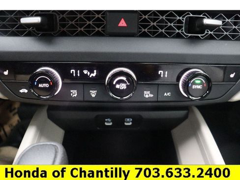 Used 2025 Honda Accord SE image 16