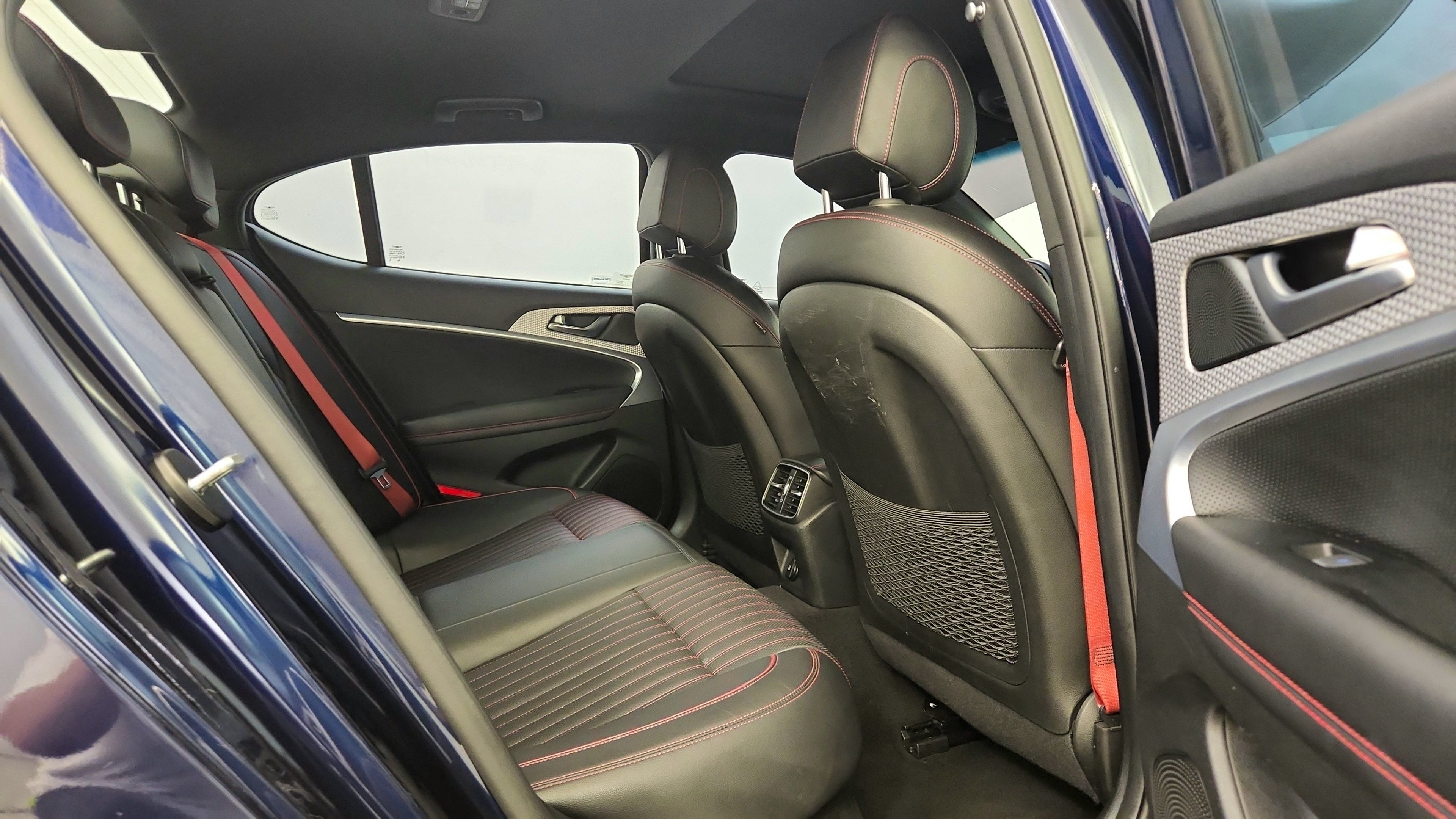 Used 2023 Genesis G70 2.0T w/ Sport Prestige Package AWD/4WD image 27