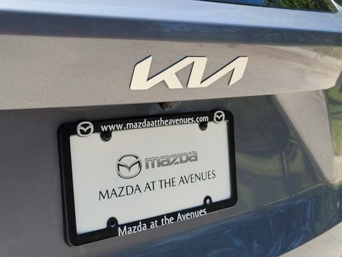 Used 2023 Kia Sorento S w/ Panoramic Sunroof Package FWD image 8