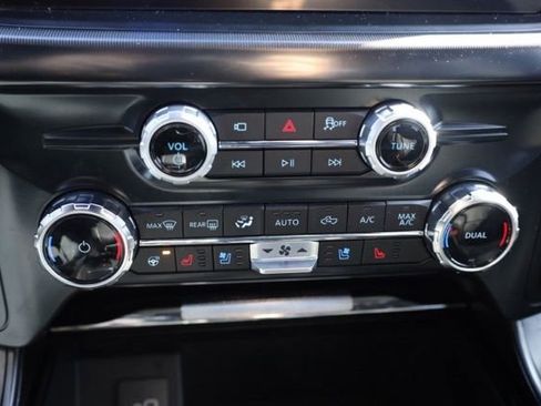 Used 2025 Ford F150 Lariat w/ Bed Utility Package AWD/4WD image 26