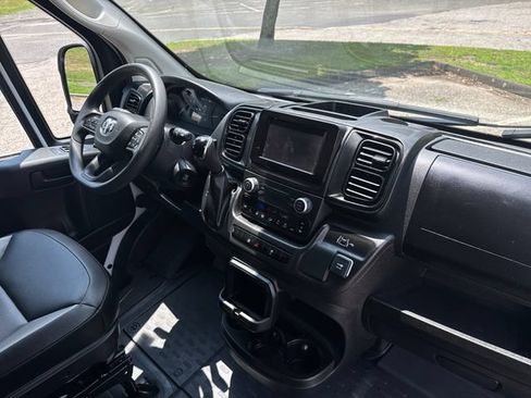 Used 2026 RAM ProMaster 2500 w/ Convenience Group FWD image 36