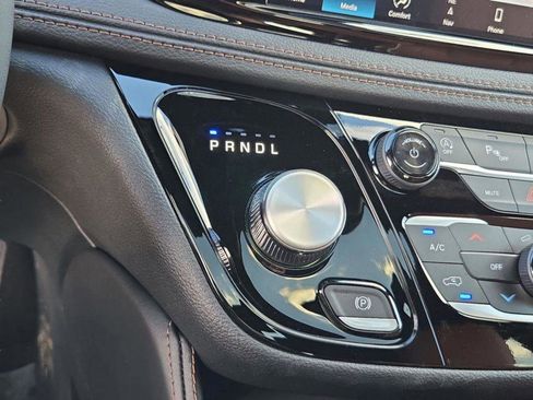 New 2026 Chrysler Pacifica Pinnacle w/ Trailer Tow Group image 31