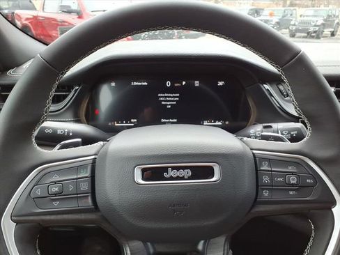 New 2026 Jeep Grand Cherokee Limited w/ Limited Altitude Package image 18