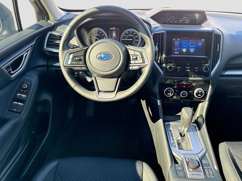 Used 2020 Subaru Forester Premium image 29