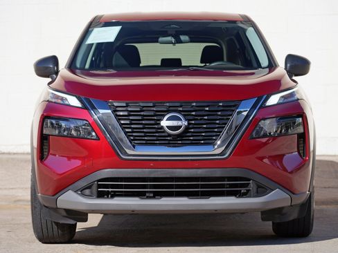 Used 2023 Nissan Rogue S FWD image 6