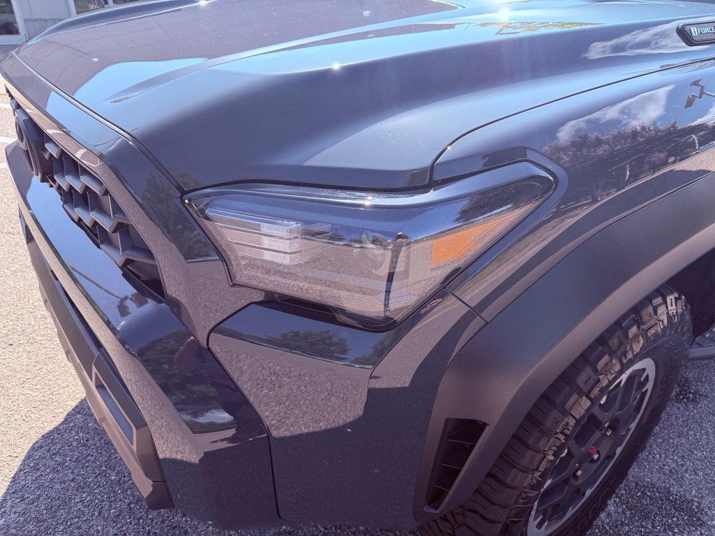 Used 2025 Toyota 4Runner TRD Off-Road Premium AWD/4WD image 16