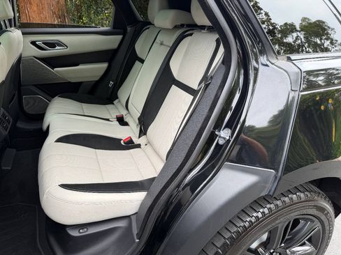 Used 2022 Land Rover Range Rover Velar R-Dynamic S AWD/4WD image 18