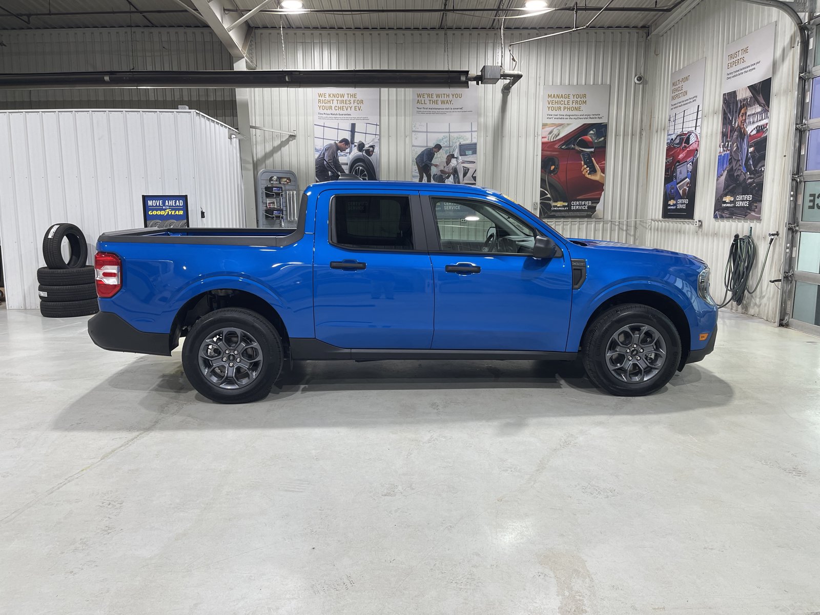 Used 2025 Ford Maverick XLT w/ 4K Tow Package AWD/4WD image 9