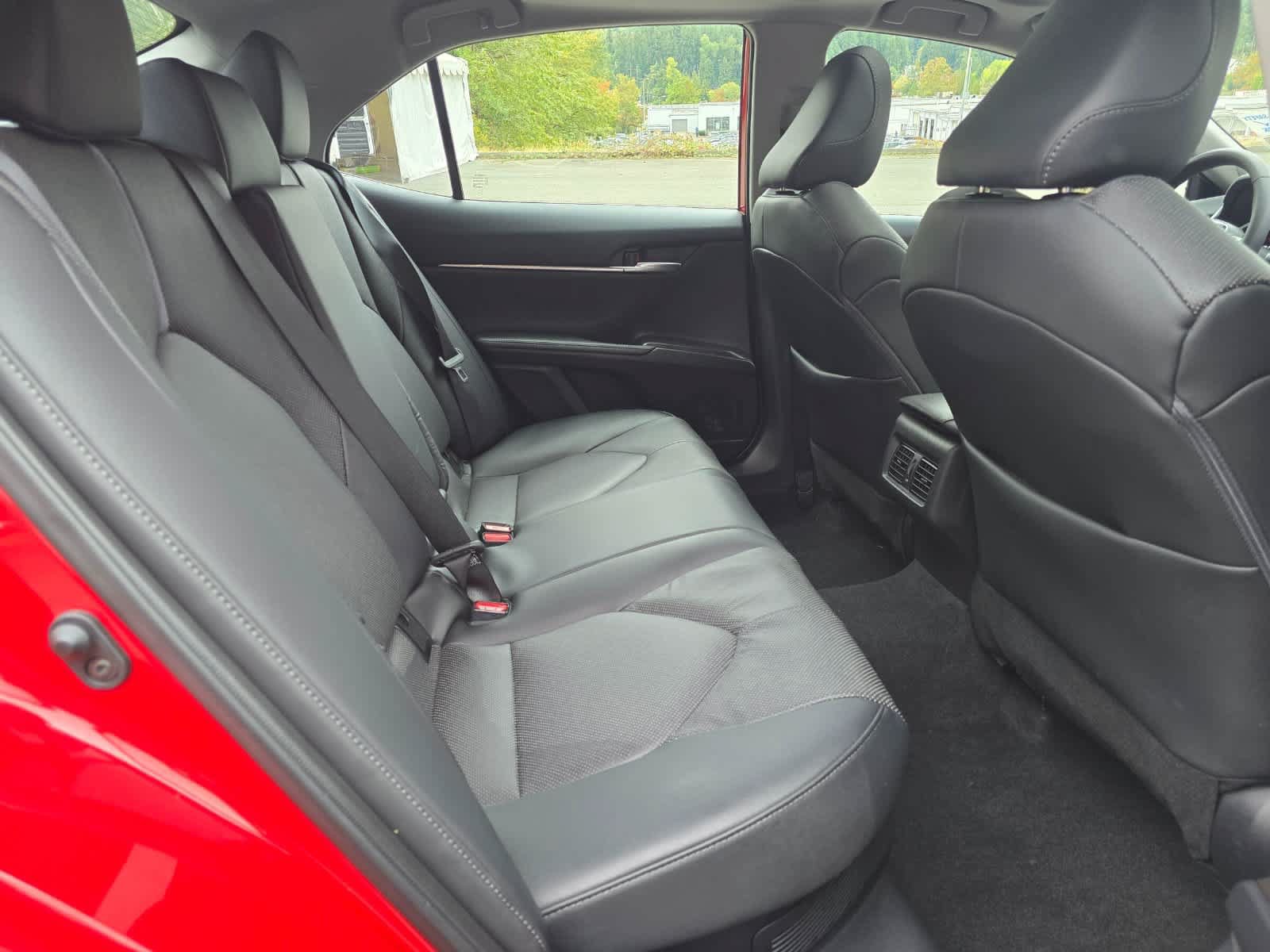 Used 2024 Toyota Camry XLE w/ Navigation Package FWD image 26