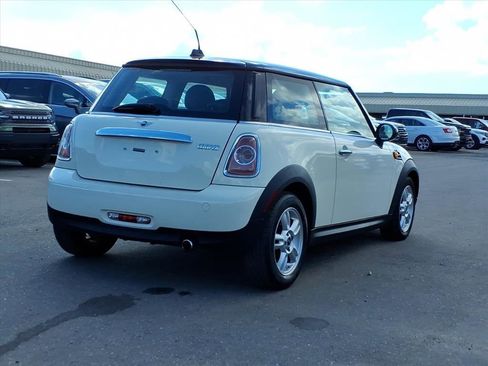 Used 2013 MINI Cooper Hardtop image 5