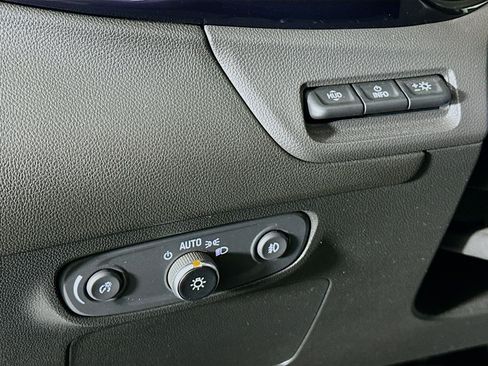 Used 2020 Buick Encore GX Select w/ Advanced Technology Package image 17