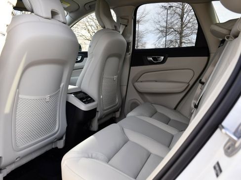 New 2026 Volvo XC60 B5 Ultra w/ Protection Package Premier image 16