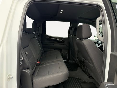 Used 2022 GMC Sierra 1500 Elevation image 18