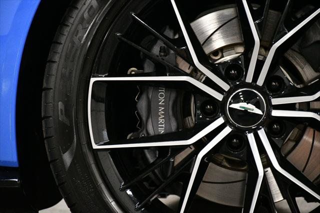 Used 2021 Aston Martin V8 Vantage Roadster RWD image 10