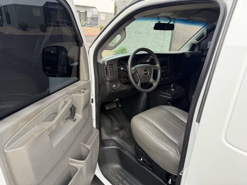 Used 2020 Chevrolet Express 2500 w/ Driver Convenience Package image 9
