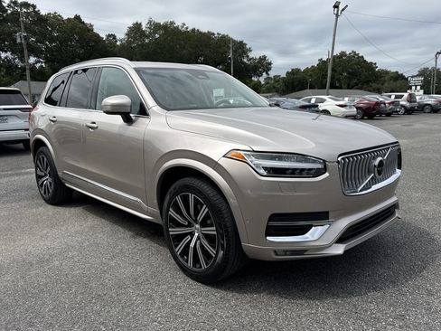 Used 2023 Volvo XC90 B6 Plus AWD/4WD image 7