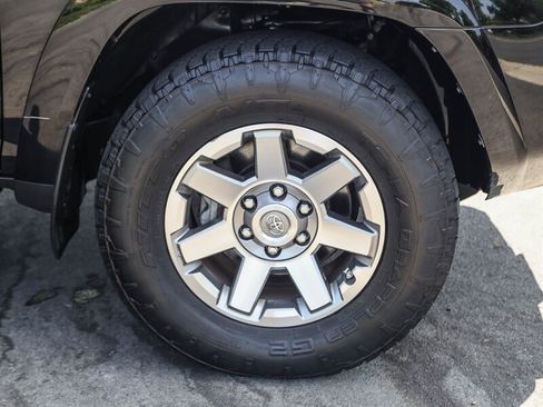 Used 2016 Toyota 4Runner Trail AWD/4WD image 12