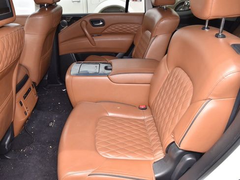 Used 2018 INFINITI QX80 2WD w/ Deluxe Technology Package image 10