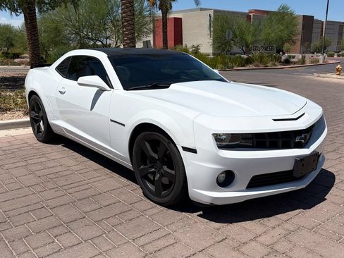 Used 2011 Chevrolet Camaro SS RWD image 1
