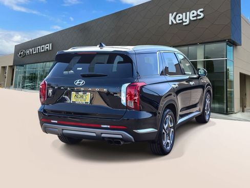 Used 2023 Hyundai Palisade Limited AWD/4WD image 4