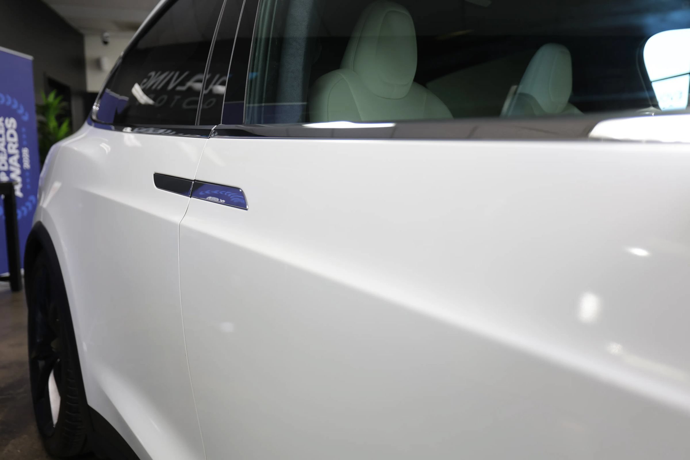 Used 2021 Tesla Model X Long Range AWD/4WD image 16