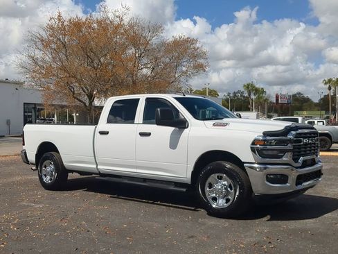 Used 2025 RAM 2500 Tradesman w/ Chrome Appearance Group image 2
