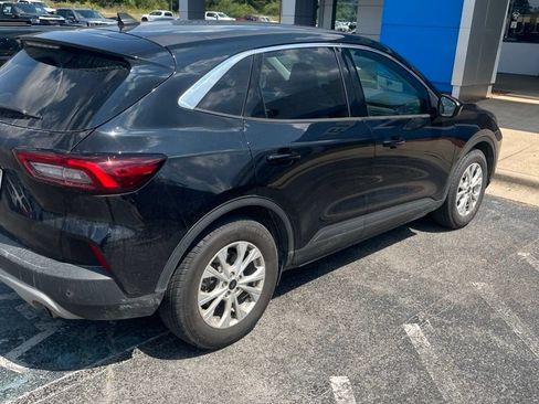 Used 2023 Ford Escape Active w/ Tech Pack #2 FWD image 4